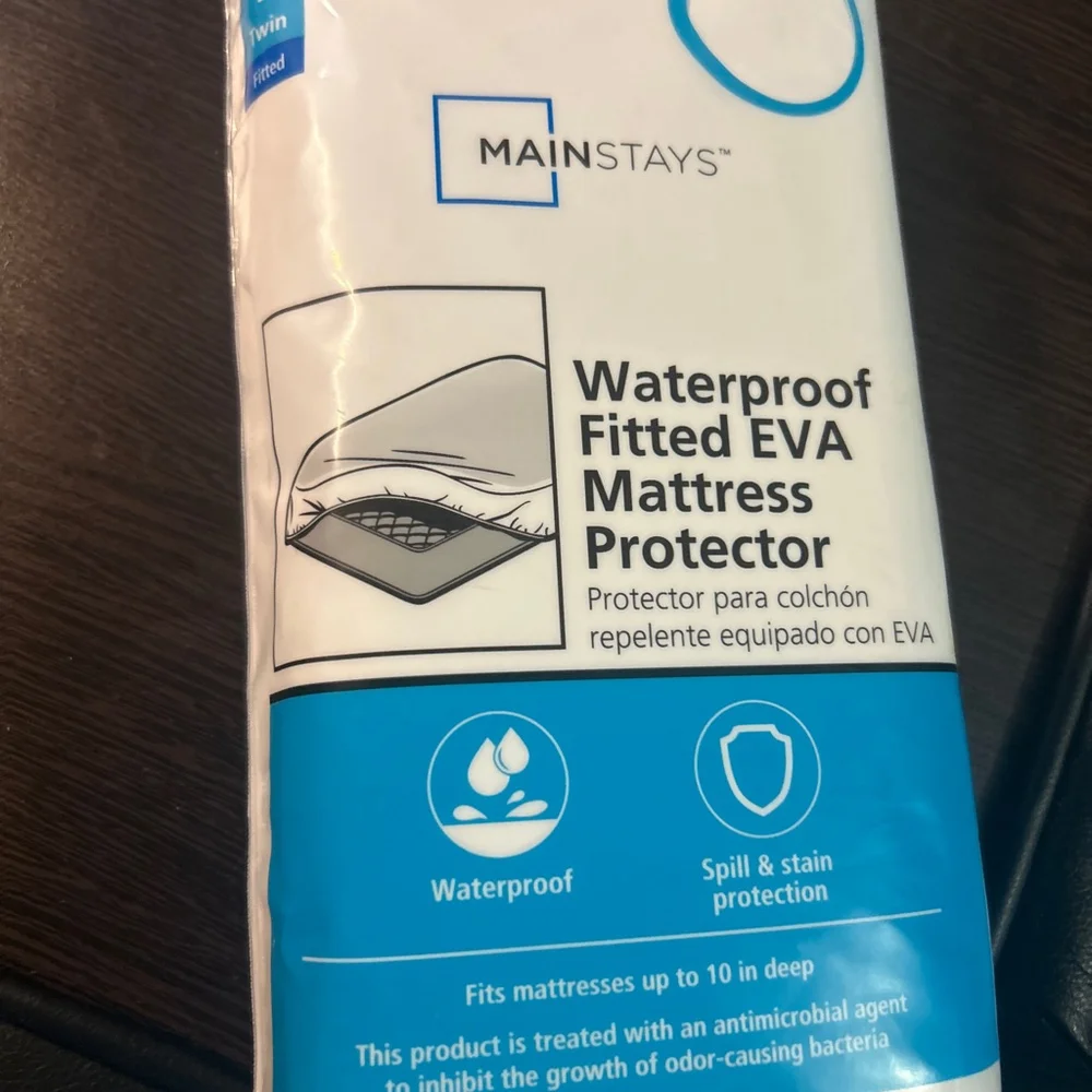 Unisex Mainstays Twin White Waterproof Fitted Mattress Protector